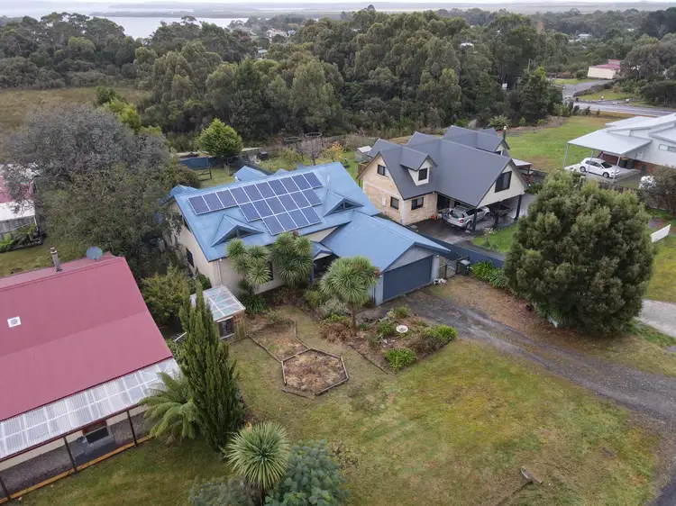 10 Charles Street, Strahan TAS 7468