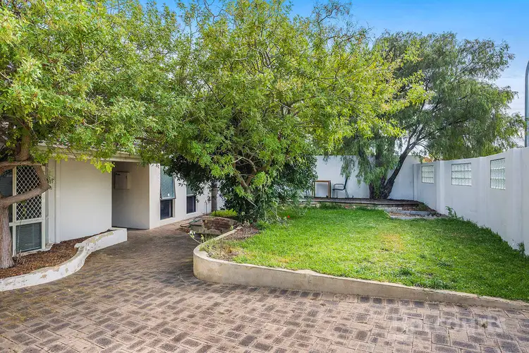 Second view of Homely house listing, 32 Transit Way, Mullaloo WA 6027