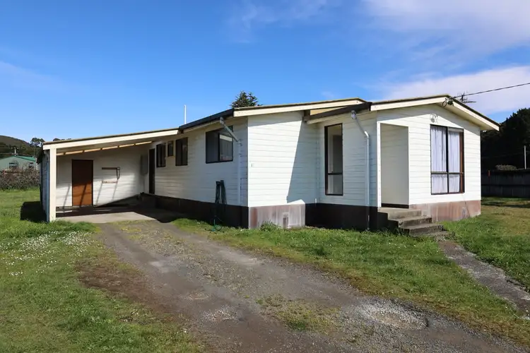 17 Shield Street, Zeehan TAS 7469