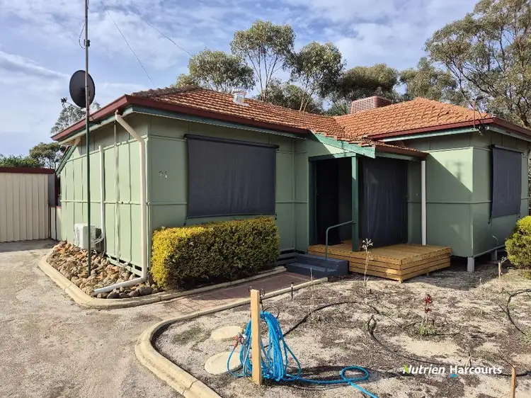 21 Collins Street, Wickepin WA 6370