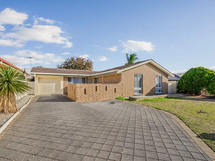 5 Henry Court, Morphett Vale SA 5162