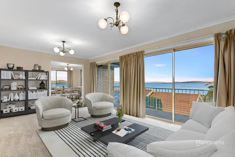 3/1-5 Pauldon Drive, Sandy Bay TAS 7005