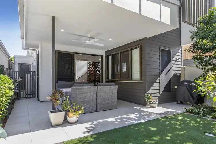 Third view of Homely townhouse listing, 1/24 Oxford Street, Hamilton QLD 4007