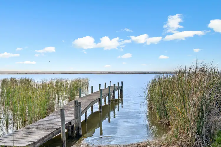 55 Narnu Bay Drive, Hindmarsh Island SA 5214