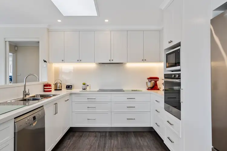 2/5 Raleigh Court, Howrah TAS 7018