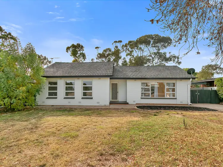 4 Southan Street, Smithfield Plains SA 5114