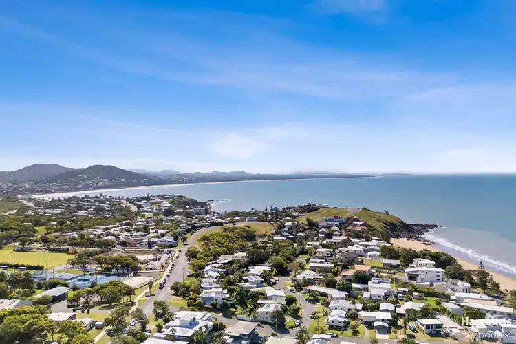2 & 3/13 Toos Close, Cooee Bay QLD 4703