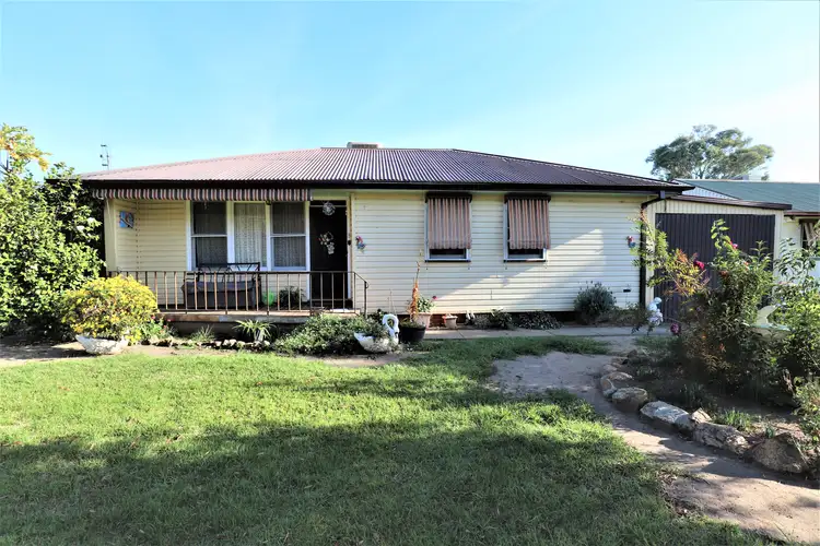 53 Centenary Avenue, Cootamundra NSW 2590