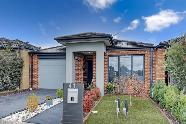 41 Vautier Avenue, Mickleham VIC 3064