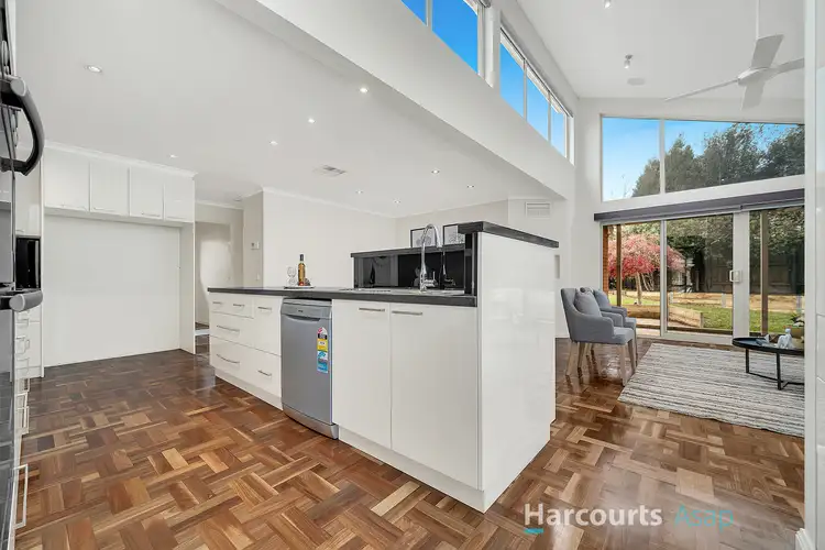 Third view of Homely house listing, 7 Jennifer Court, Narre Warren VIC 3805