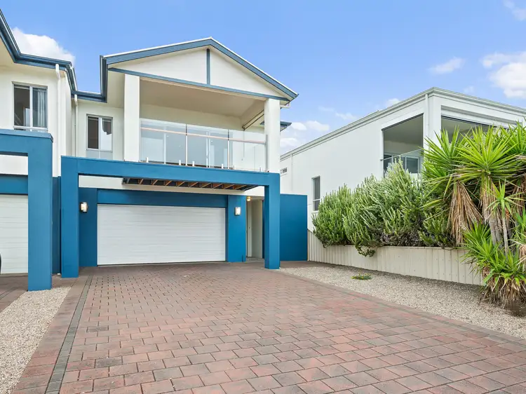 218a Esplanade