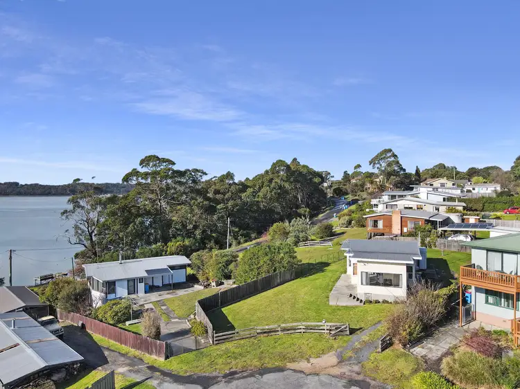 8 Helen Grove, St Helens TAS 7216