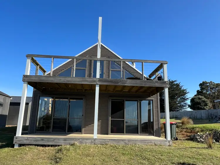 7 Sassafras Street, Grassy TAS 7256