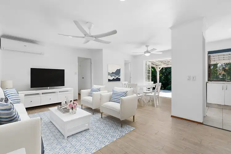 Second view of Homely house listing, 5 Windsor Place, Molendinar QLD 4214