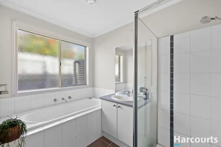Fifth view of Homely house listing, 6 Lomandra Court, Drouin VIC 3818