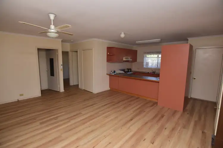 Second view of Homely unit listing, 2/6 Phillips Street, Wangaratta VIC 3677