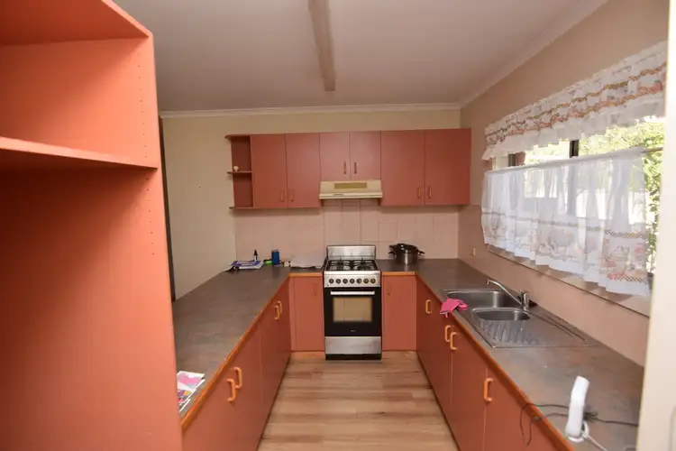 Third view of Homely unit listing, 2/6 Phillips Street, Wangaratta VIC 3677