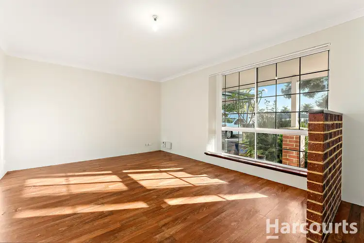 Fifth view of Homely house listing, 2 Tocoma Court, Meadow Springs WA 6210