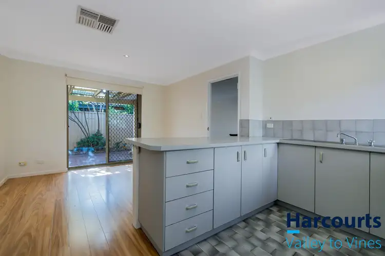 Seventh view of Homely unit listing, 3/353 Daly St, Cloverdale WA 6105