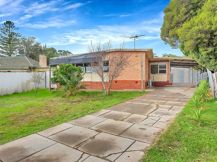 18 Thornton Street, Elizabeth East SA 5112