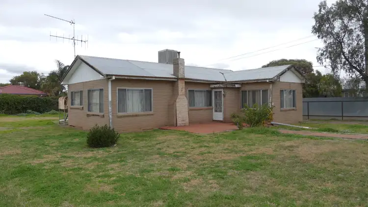 20 Stafford St, Warren NSW 2824