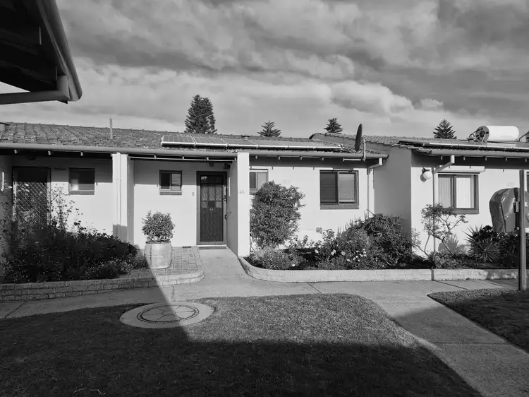 44/10 Hungerford Ave, Halls Head WA 6210