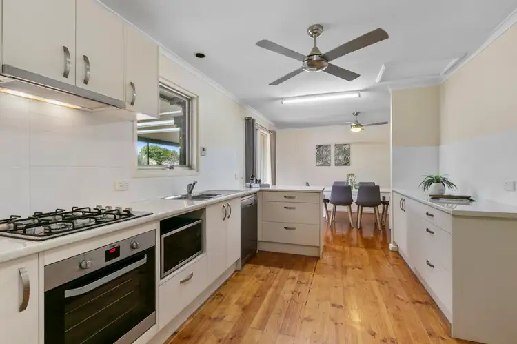 Sixth view of Homely house listing, 8 Fairview Grove, Hackham West SA 5163