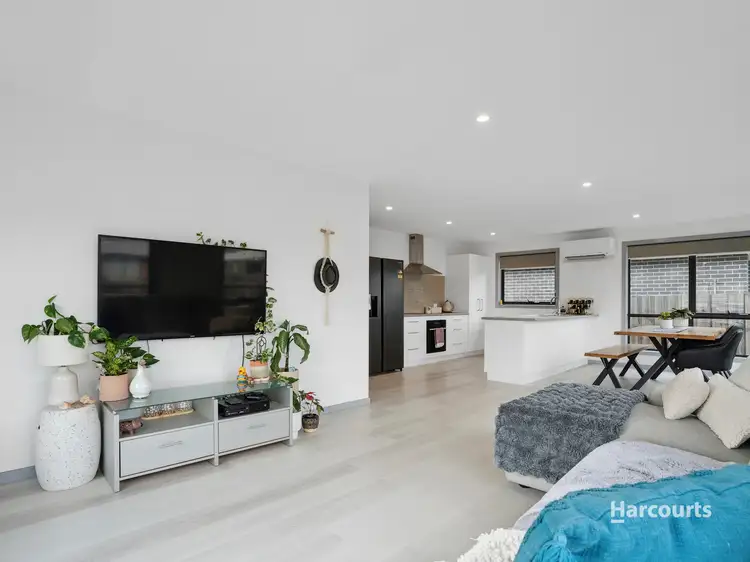 11 Tarbook Court