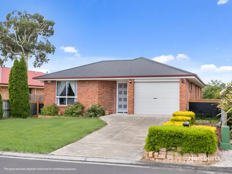 35 Elmac Crescent