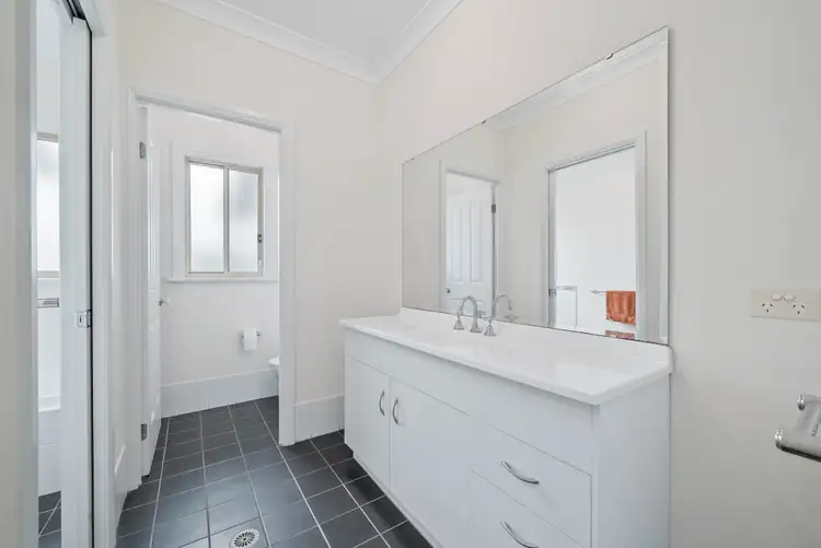 Fifth view of Homely house listing, 27 Bonnett Drive, Goulburn NSW 2580