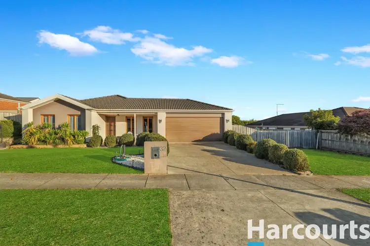 32 Davey Drive, Drouin VIC 3818