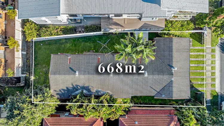 Second view of Homely block of units listing, 1-4/7 Buxton Street, Ascot QLD 4007