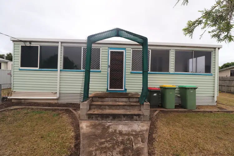 15 Ninth Avenue, Home Hill QLD 4806