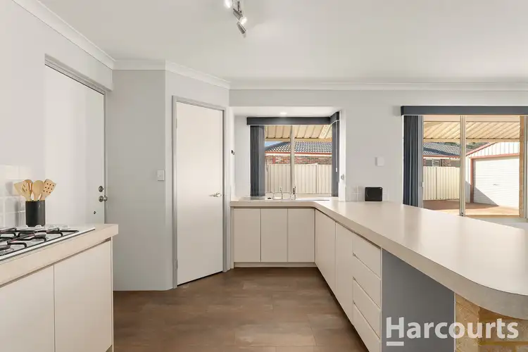 Fifth view of Homely house listing, 2 Buscot Court, Erskine WA 6210