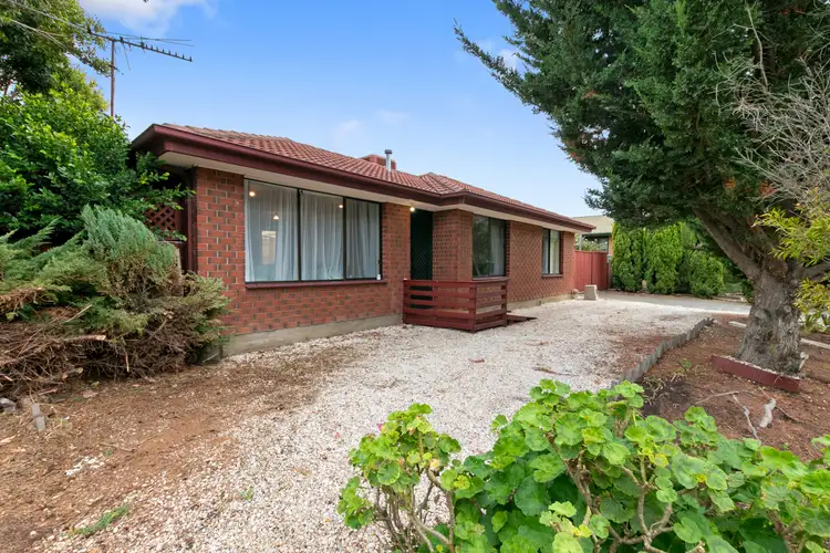 Second view of Homely house listing, 7 Torridon Court, Huntfield Heights SA 5163