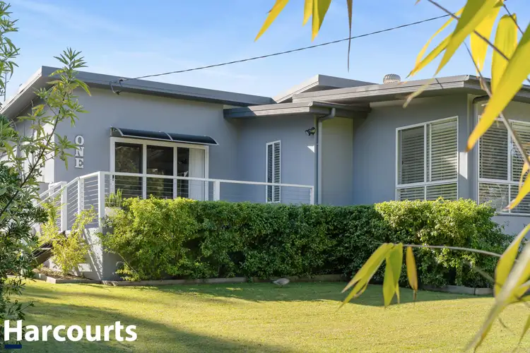 1 Spinks Avenue, Lake Conjola NSW 2539