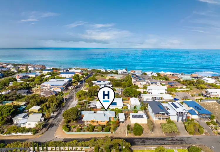 11 Seaview Road, Port Elliot SA 5212