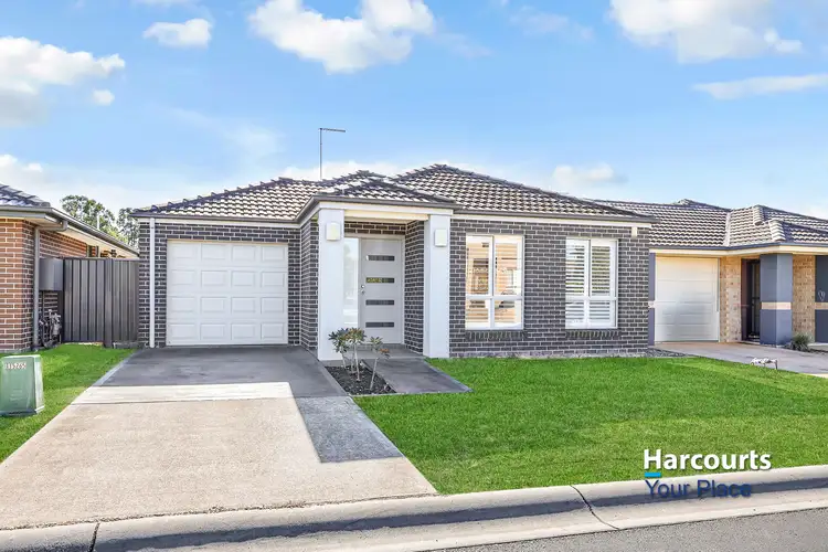 6 Daylesford Close, Ropes Crossing NSW 2760