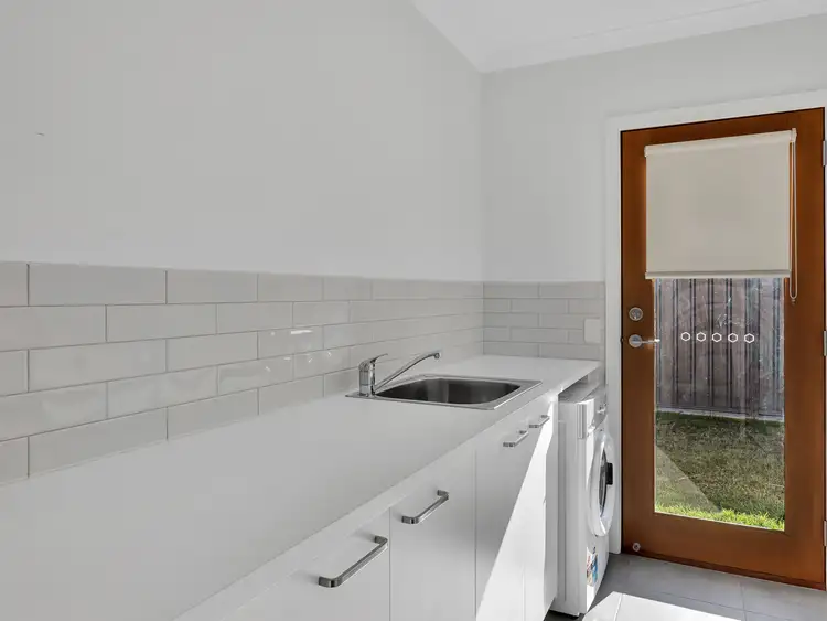 Fifth view of Homely house listing, 4 Magnolia Terrace, Wangaratta VIC 3677