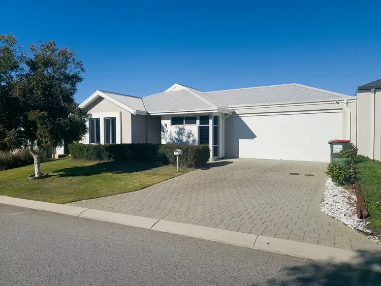 20 Sandridge Street, Banksia Grove WA 6031