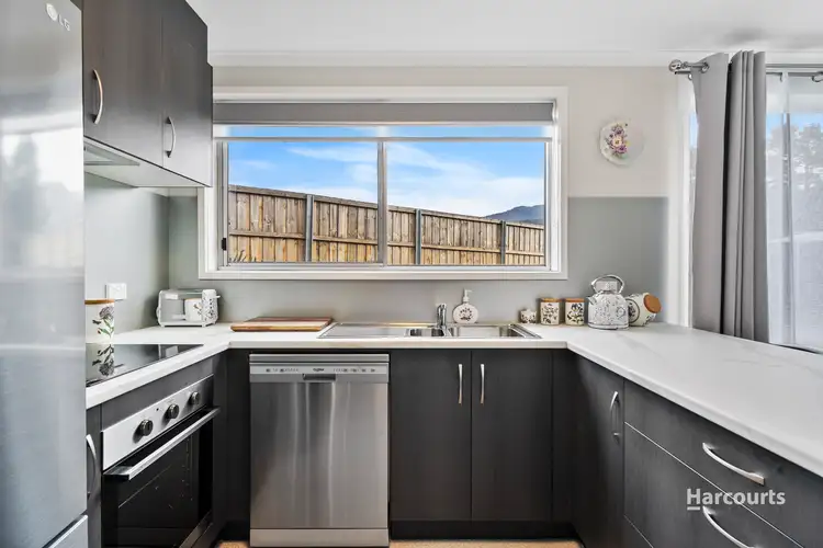 2/3 Urana Court, Claremont TAS 7011