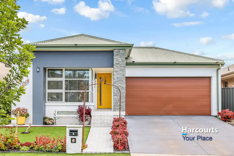 8 Mason Way, Jordan Springs NSW 2747