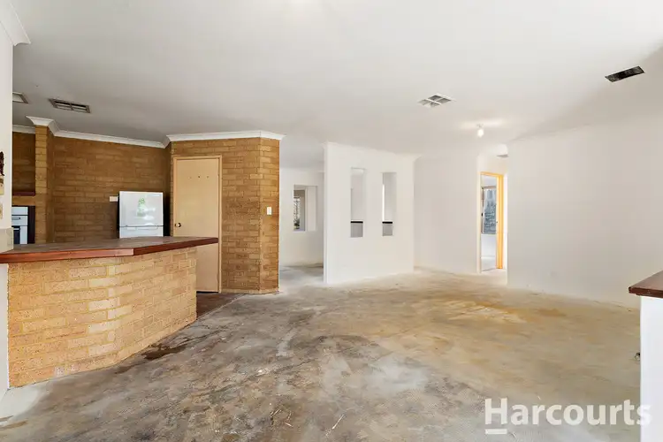 Fifth view of Homely house listing, 1 Fir Court, Greenfields WA 6210