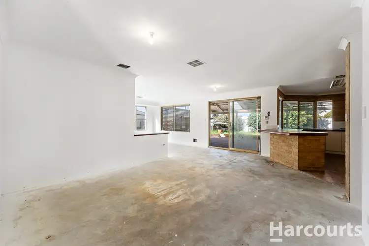 Sixth view of Homely house listing, 1 Fir Court, Greenfields WA 6210