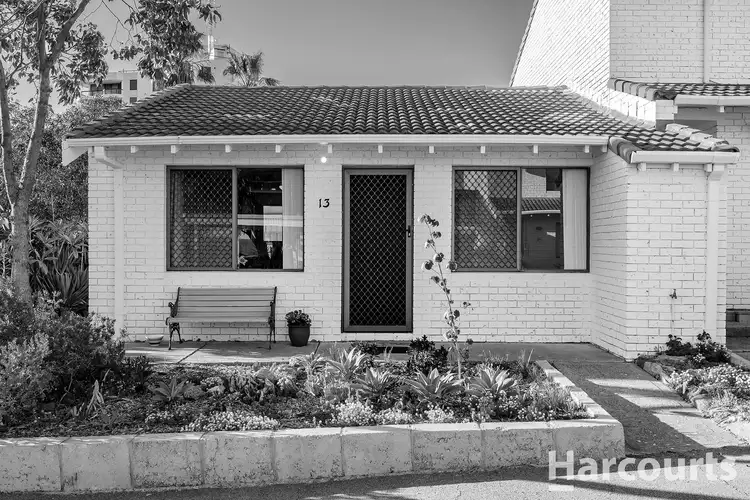 13/35B Halls Head Parade, Halls Head WA 6210