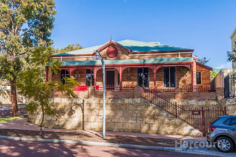 6 Greenshank Drive, Joondalup WA 6027