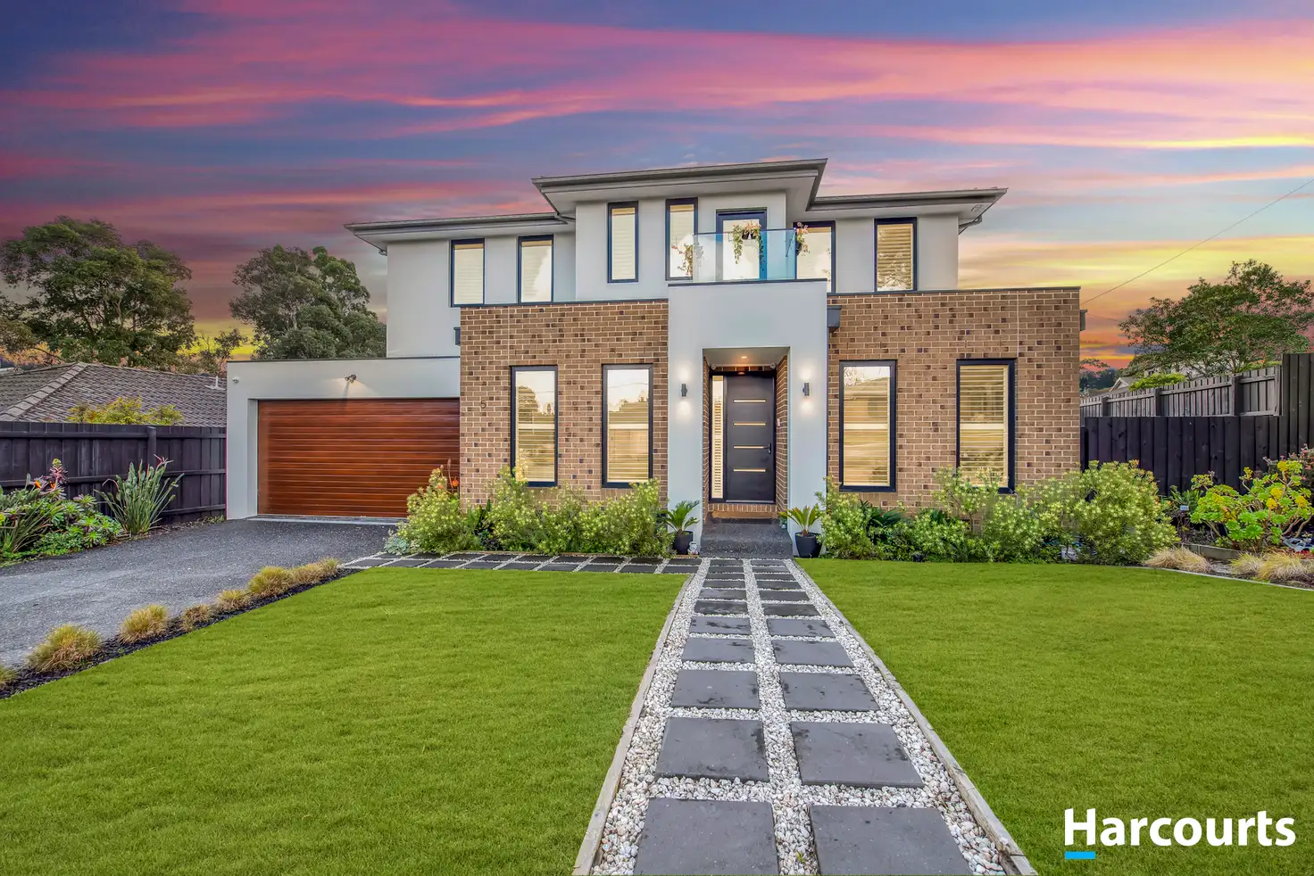 Main view of Homely house listing, 5 Dalroy Crescent, Vermont South VIC 3133