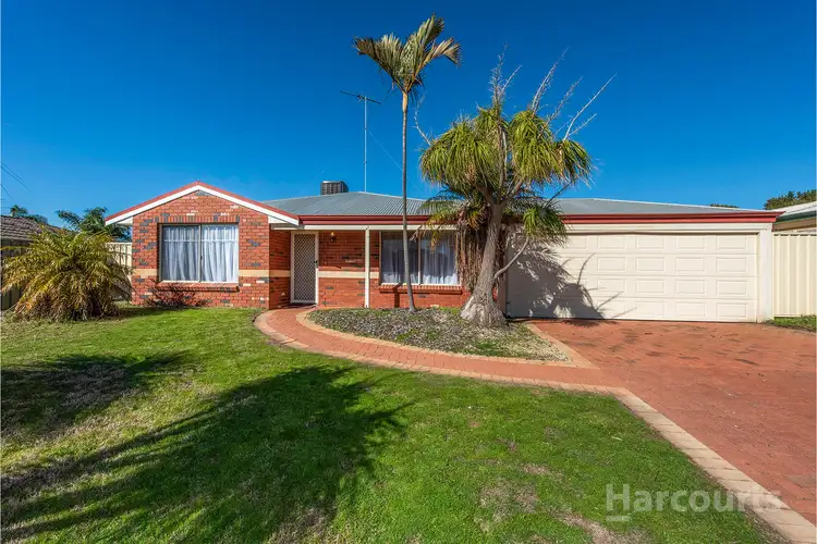 26 Floribunda Avenue, Halls Head WA 6210