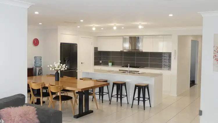 Fourth view of Homely house listing, 5 Azar Place, Warren NSW 2824