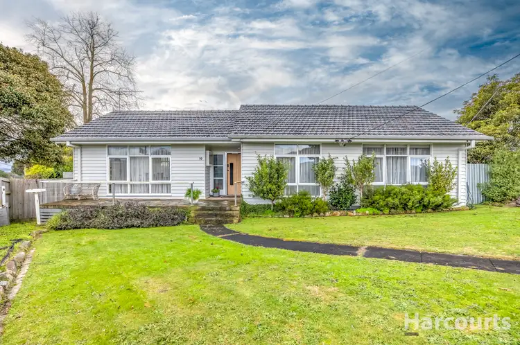 19 Murray Road, Newborough VIC 3825